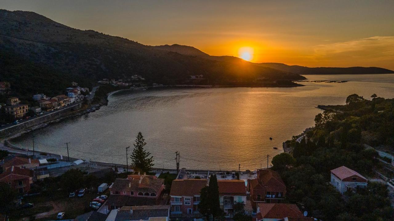 Villa Nelli Kassiopi Exterior foto
